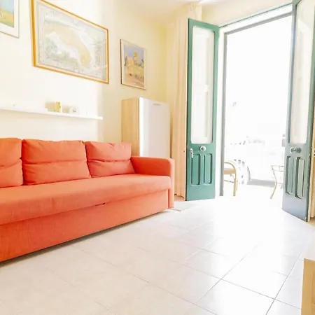A Due Passi Dal Mare Apartman *