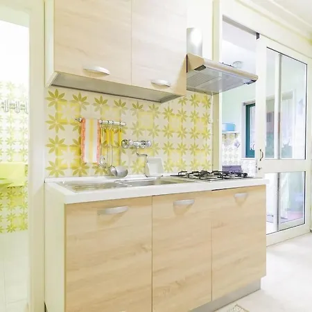 A Due Passi Dal Mare Apartman *
